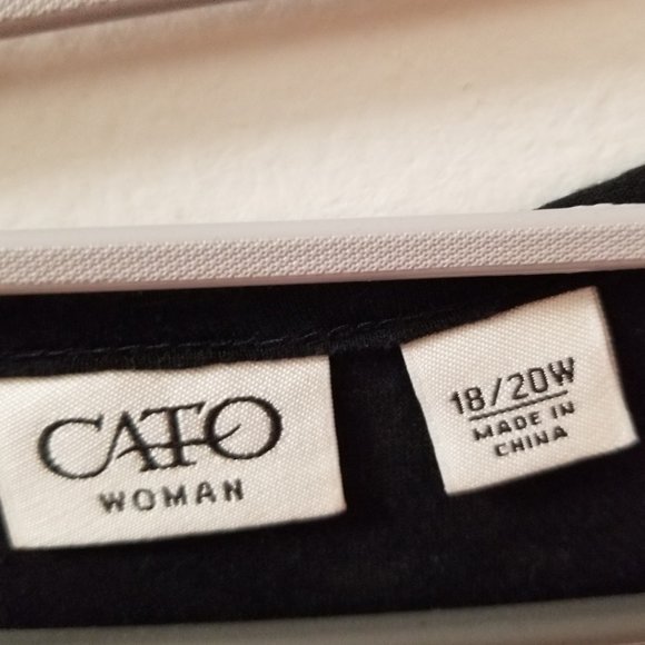 Faith Scoop neck cross with studs short sleeve top - Picture 4 of 6